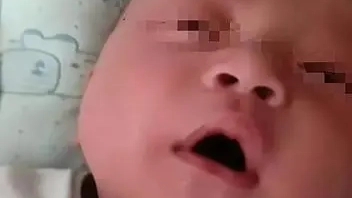 官方通报男子虐婴:为逼迫女友回家  背后真相实在令人感到惊愕