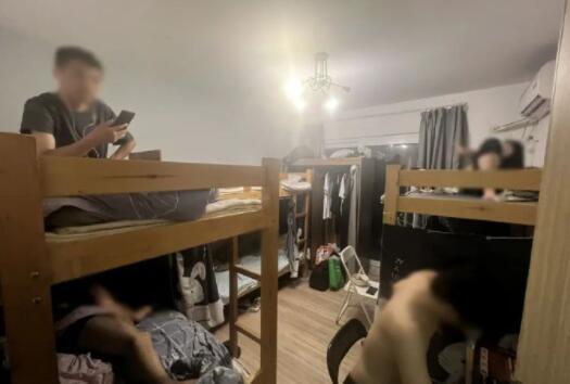 84平米的出租屋住了17人 背后真相实在令人感到惊愕