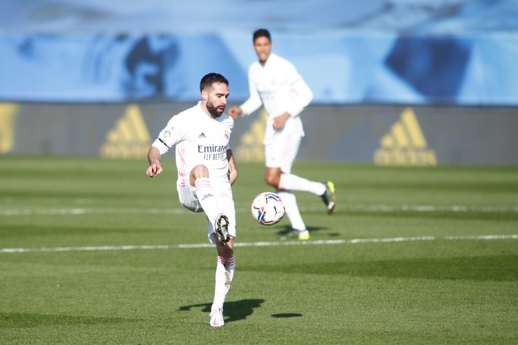 记者：登贝莱离队后，巴萨考虑的一个方案是租借菲利克斯