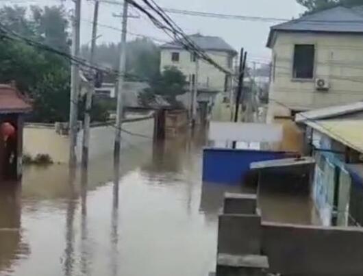 涿州洪水亲历者:泄洪区村子成“海” 这到底是怎么回事？