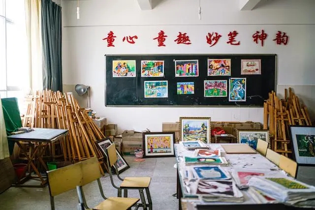 遭网红举报 杭州新东方全面停课 背后真相实在令人感到惊愕