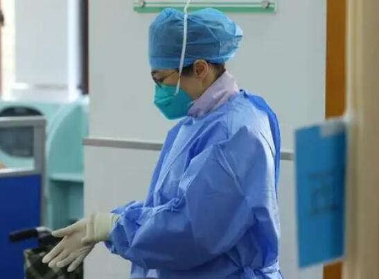 400多万中国医生的收入究竟高不高 背后真相实在令人感到惊愕