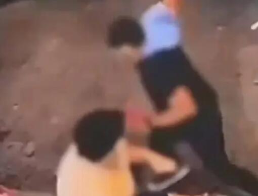 280斤店员被打拒不还手 警方通报  内幕曝光简直太意外了