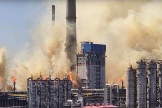 厂区上空黄烟漫天 企业称设备故障  这到底是怎么回事？