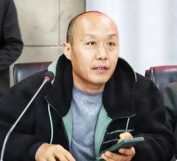 大学老师回应做骑手送外卖质疑 背后真相实在令人感到惊愕